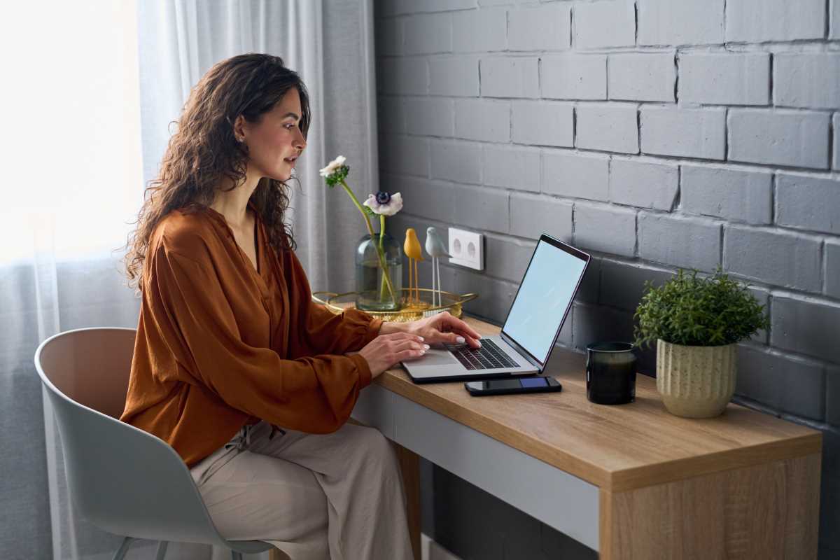 Turn Your Living Space into a Functional Work Environment